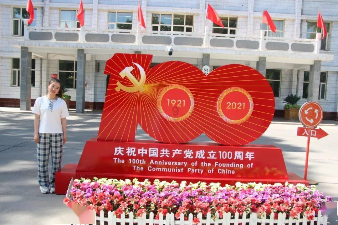 三菱欧蓝德畅享变速箱带耦合器吗?